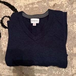 Men’s V-neck sweater by Goodfellow & Co